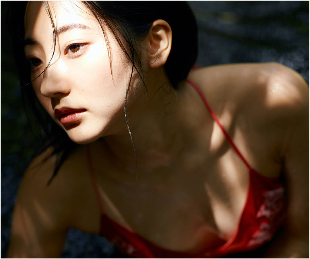 武田玲奈写真集《二十歳の秘め事》高清全本