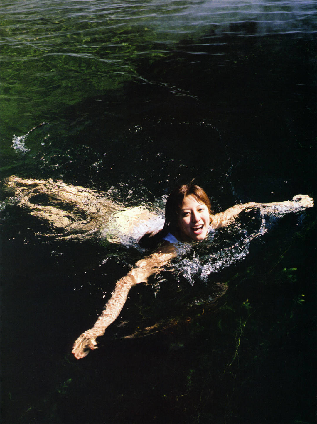 杉本有美1st写真集《うち》高清全本