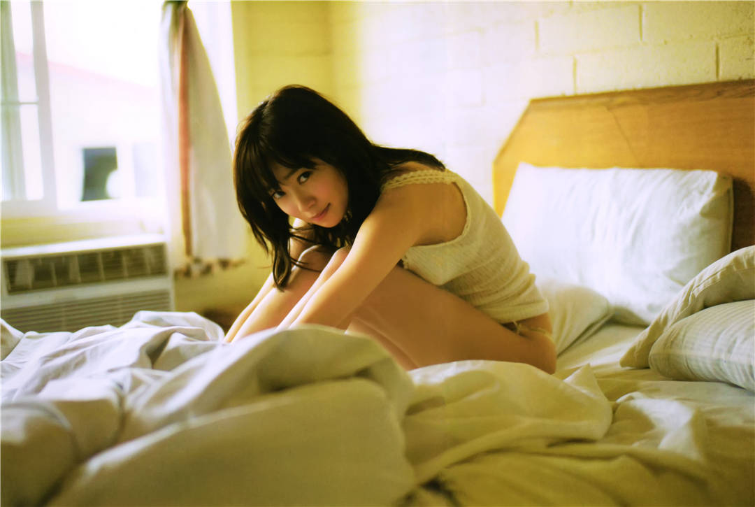 指原莉乃写真集《スキャンダル中毒》高清全本