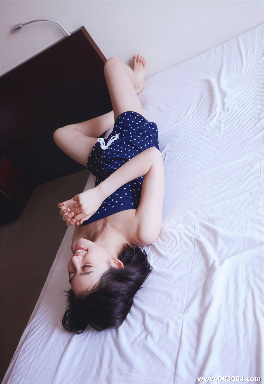 奇迹女孩 | 佐佐木莉佳子写真集《 RIKAKO 》高清全本