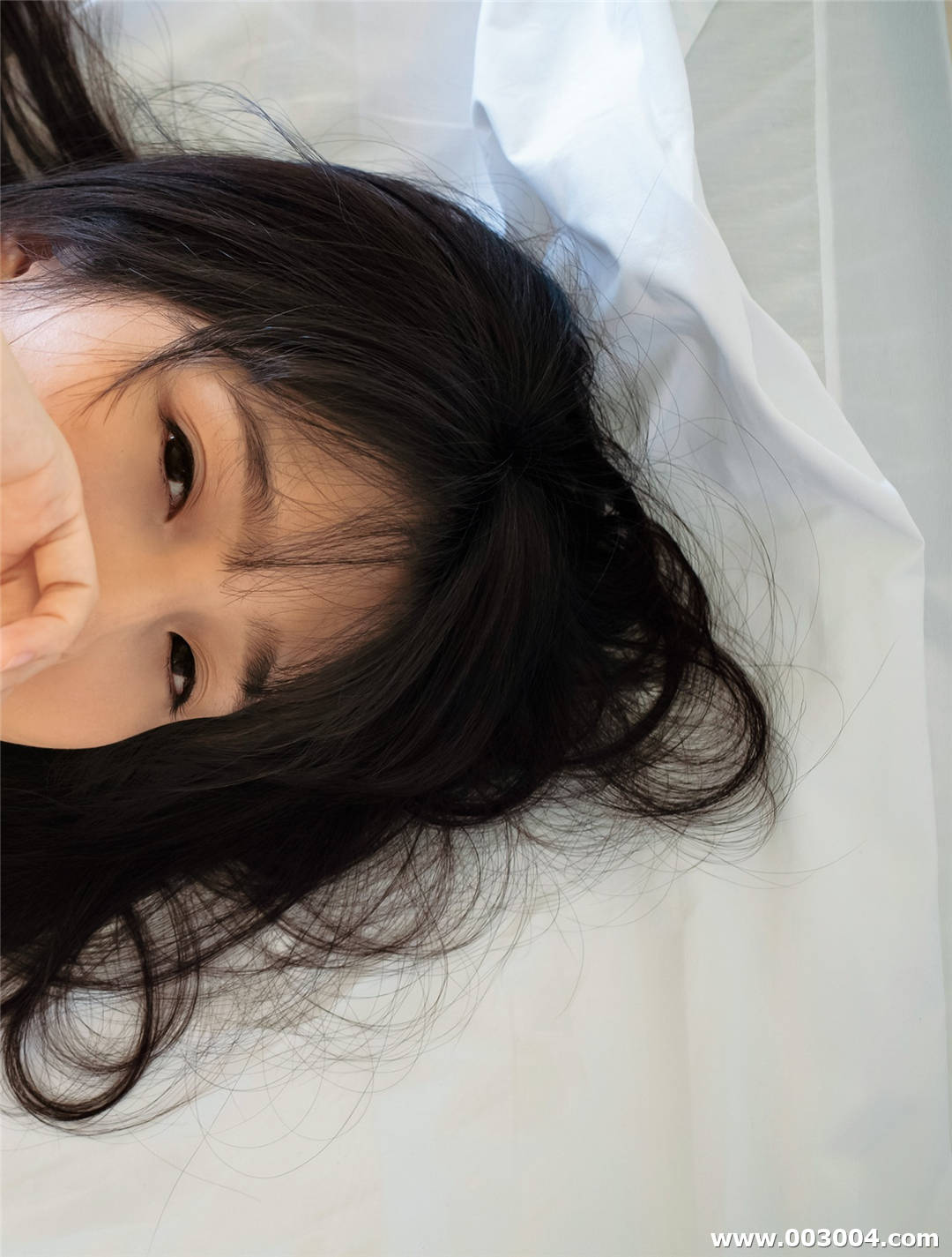 高衩天使水蛇腰 | 川崎绫引退写真集《ジャパニーズ グラビア》