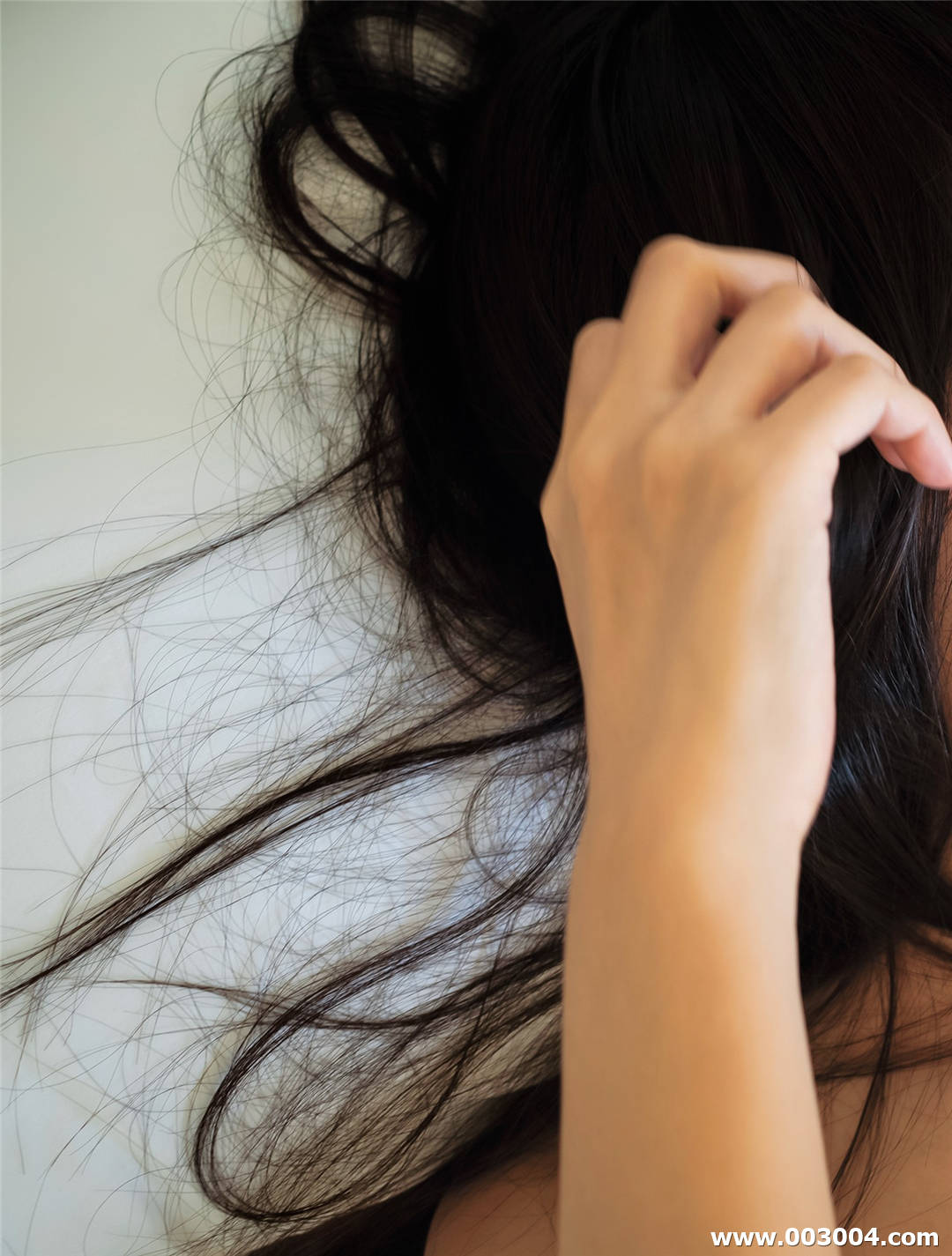 高衩天使水蛇腰 | 川崎绫引退写真集《ジャパニーズ グラビア》