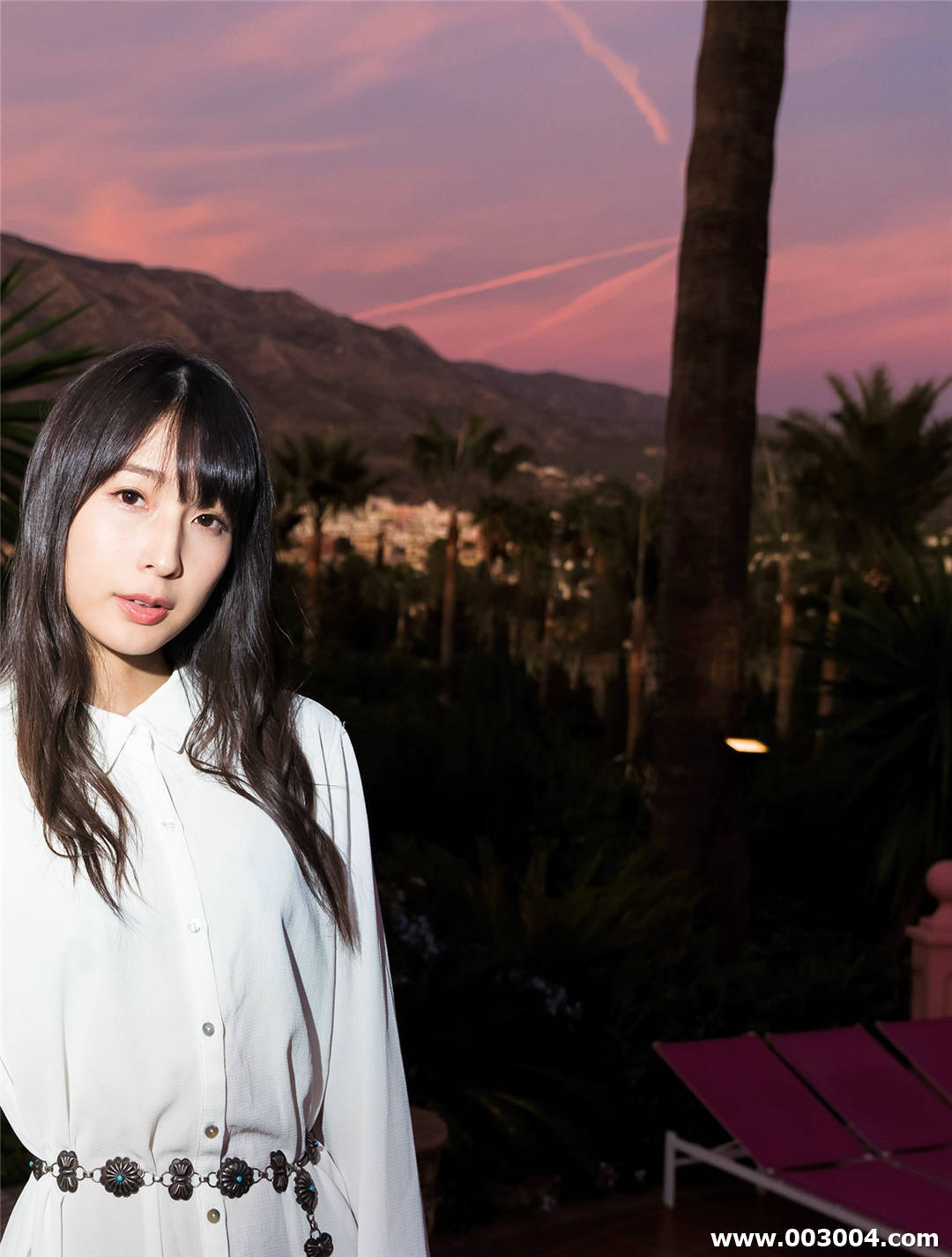 高衩天使水蛇腰 | 川崎绫引退写真集《ジャパニーズ グラビア》