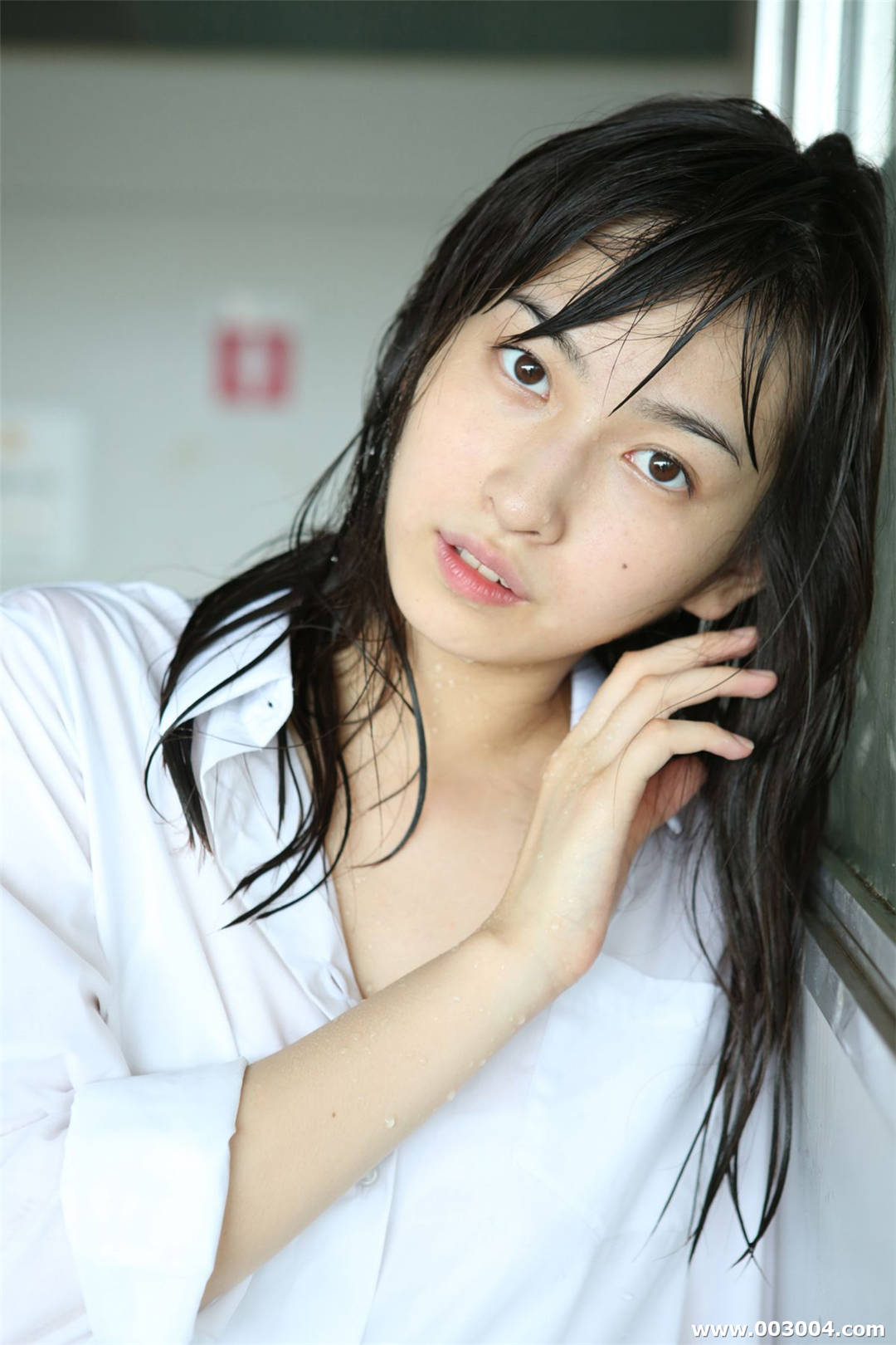 植村朱莉写真集《Hello!Project Digital Books Vol.143》高清全本