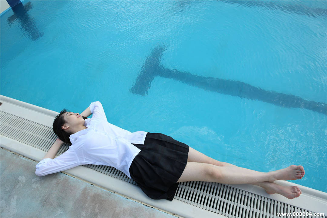 植村朱莉写真集《Hello!Project Digital Books Vol.143》高清全本