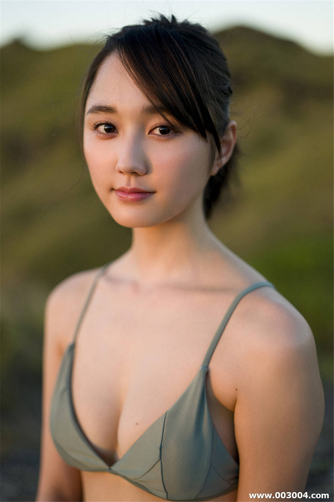 铃木友菜写真集《なんだこりゃ、天使すぎる！》高清全本