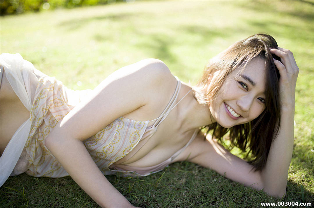 铃木友菜写真集《なんだこりゃ、天使すぎる！》高清全本