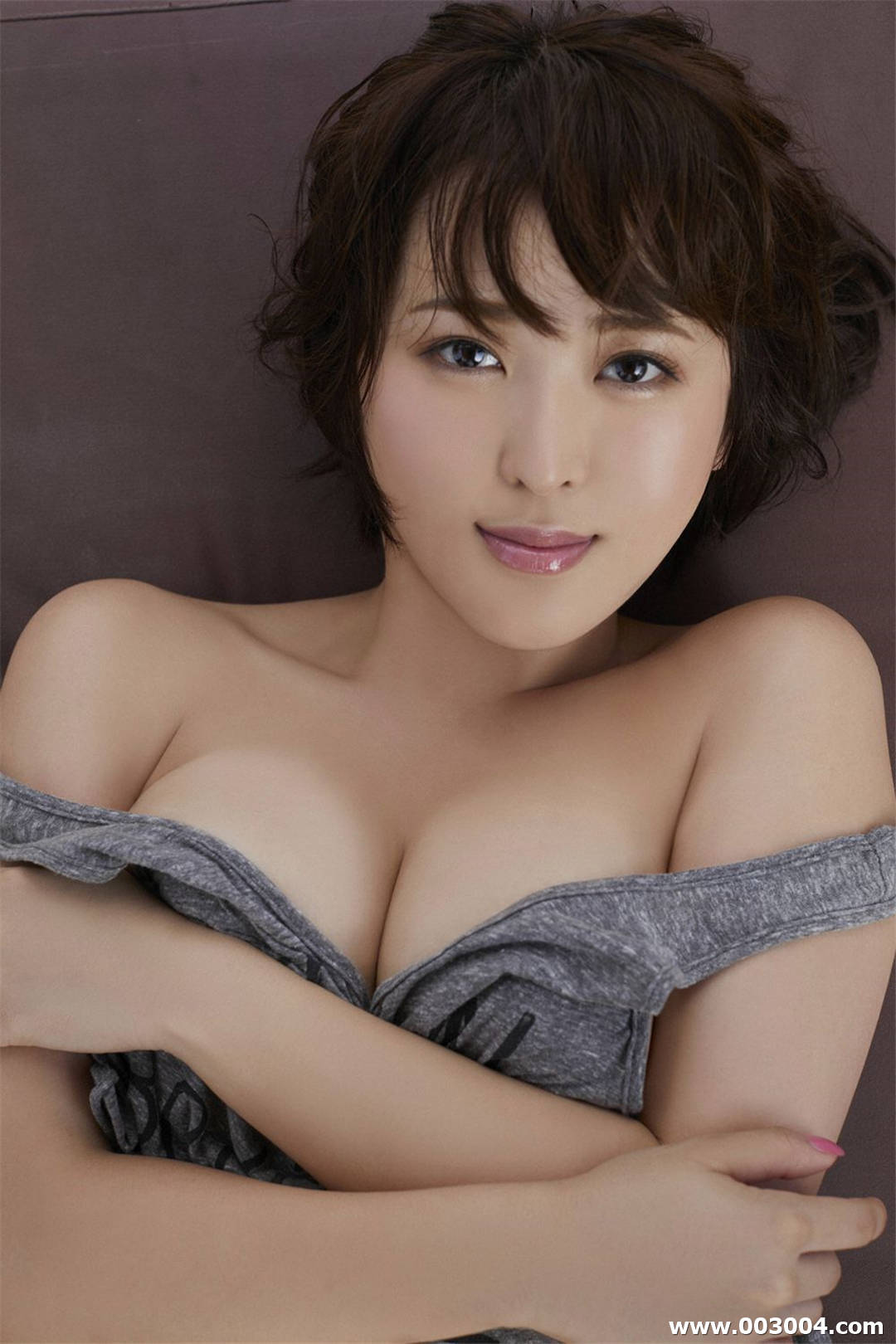 忍野沙罗写真集《魅惑のSライン》高清全本