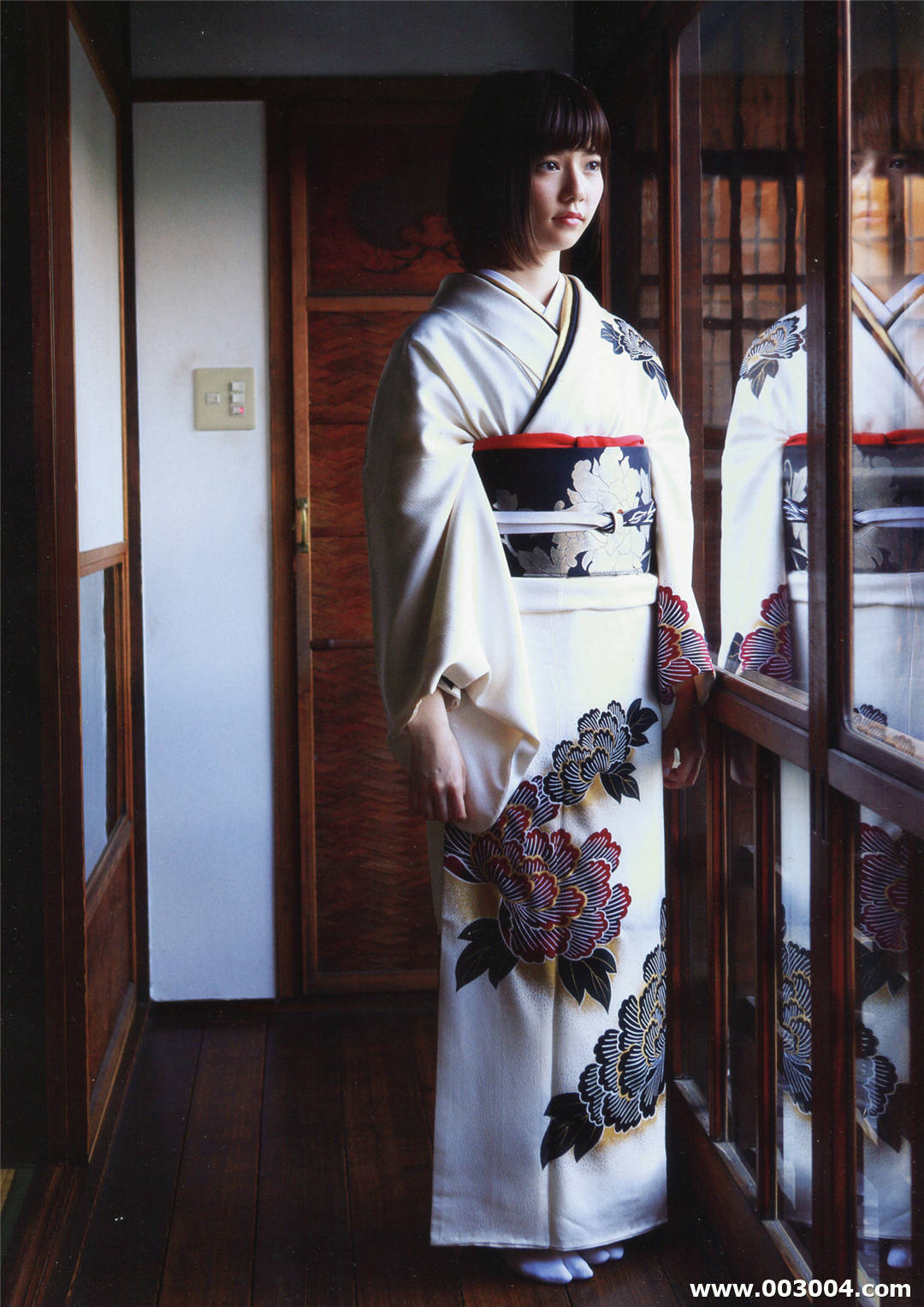 岛崎遥香1st写真集《ぱるる、困る》高清全本