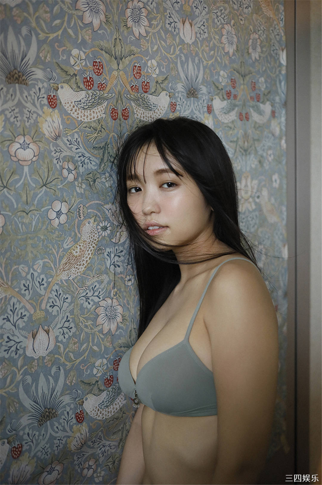 大原优乃写真集《 I can hear a sigh 吐息が聞こえる》高清全本