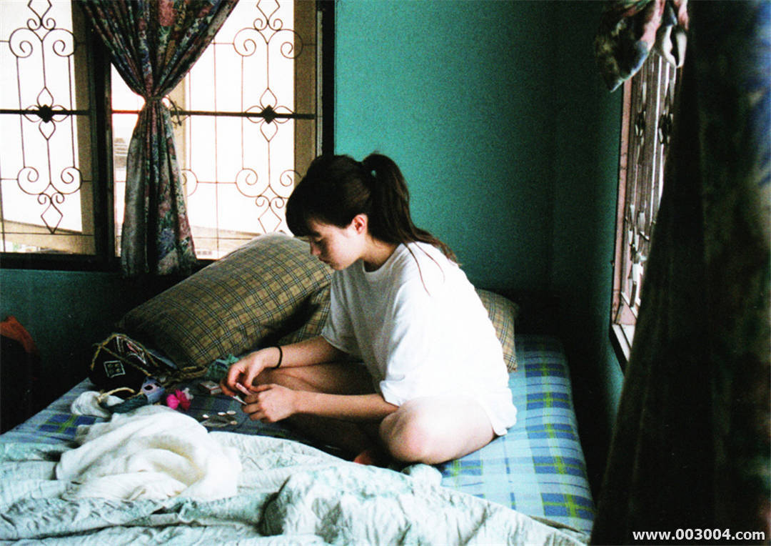 世理奈写真集《夏 写真》高清全本