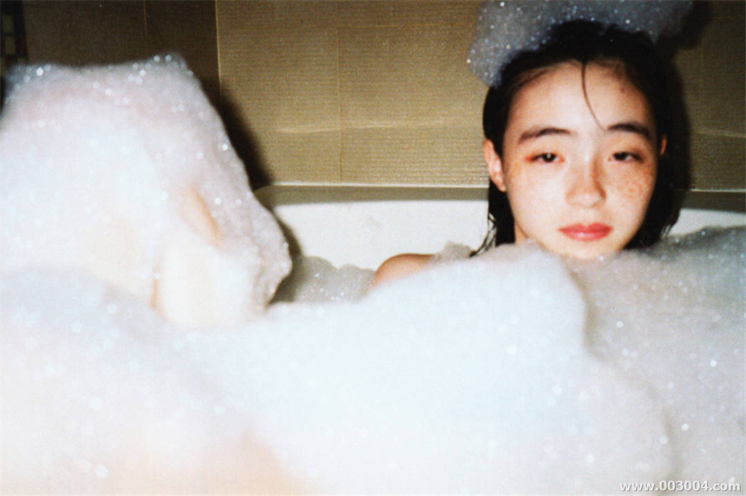 世理奈写真集《夏 写真》高清全本