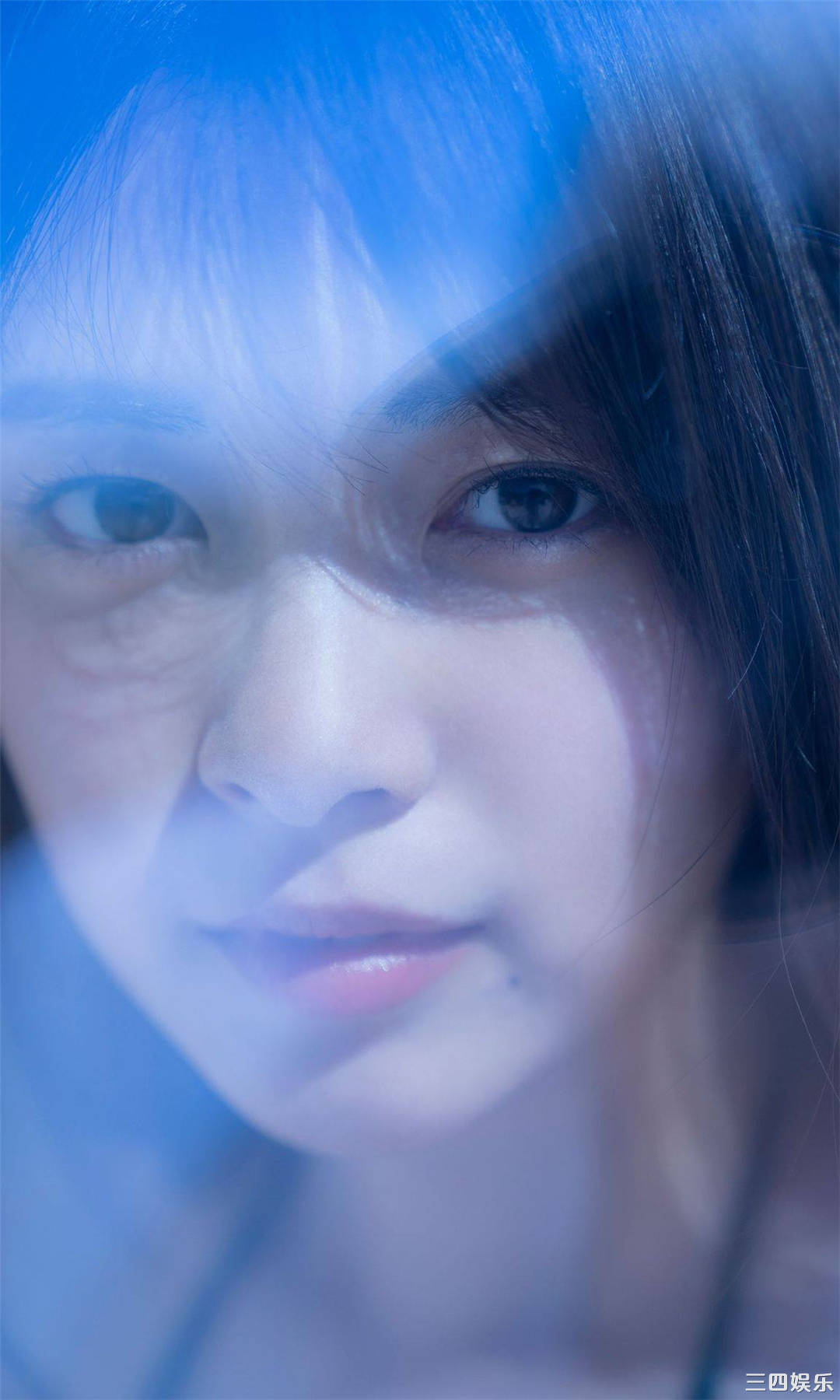 新条由芽写真集《Goodbye over the summer サヨナラは夏の向こう》高清全本