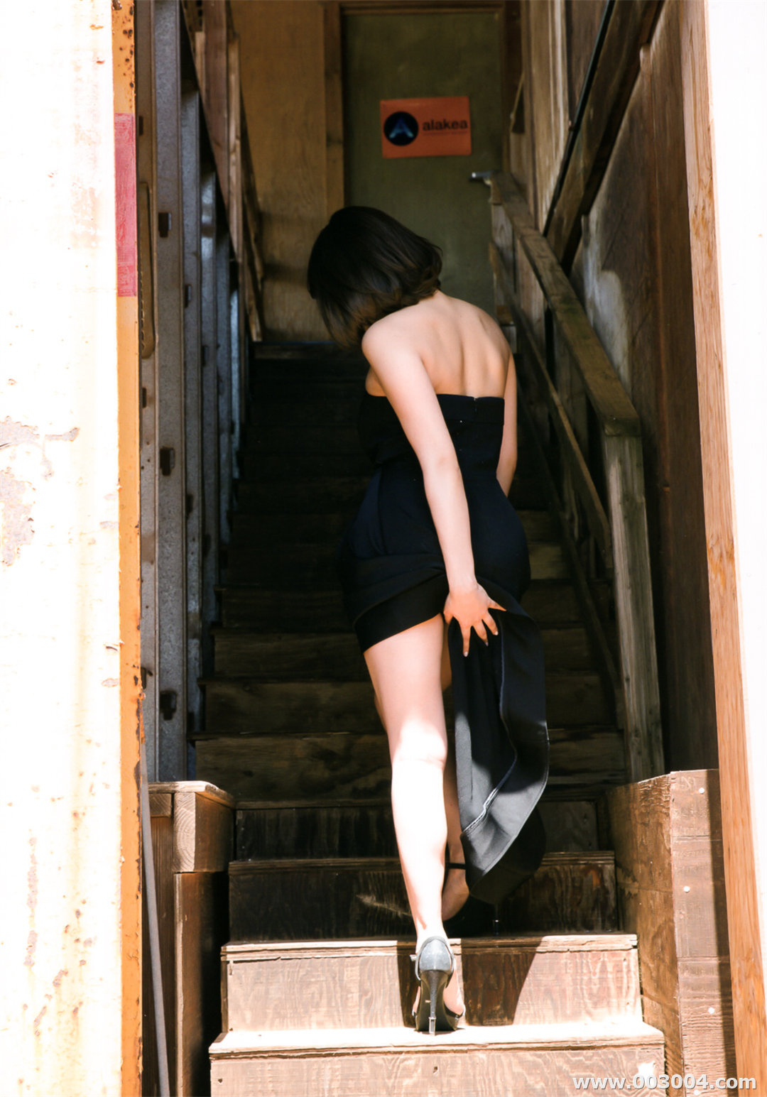 筱崎爱写真集《結晶》高清全本