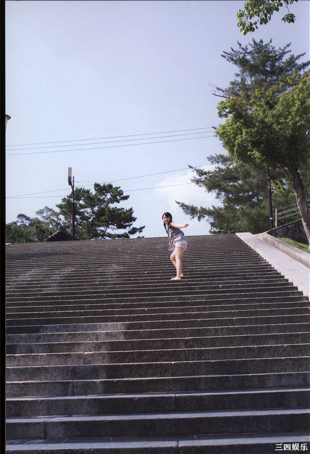 鞘师里保3rd写真集《太陽》高清全本