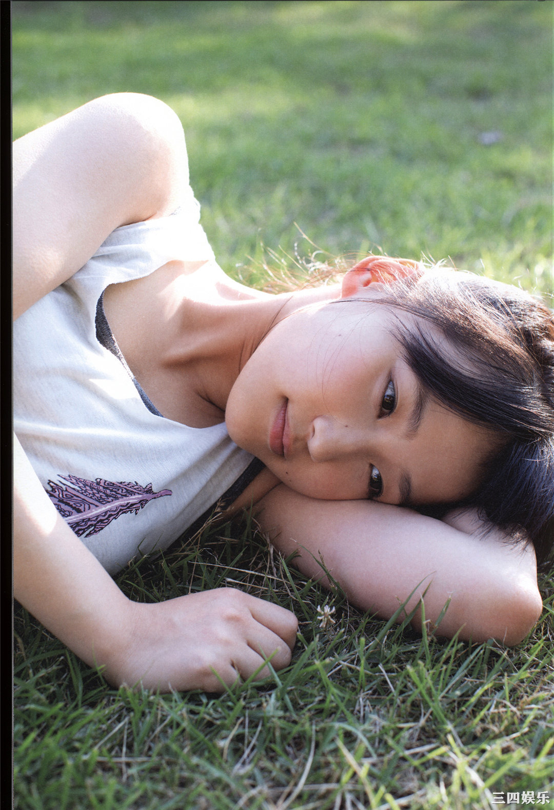 鞘师里保3rd写真集《太陽》高清全本