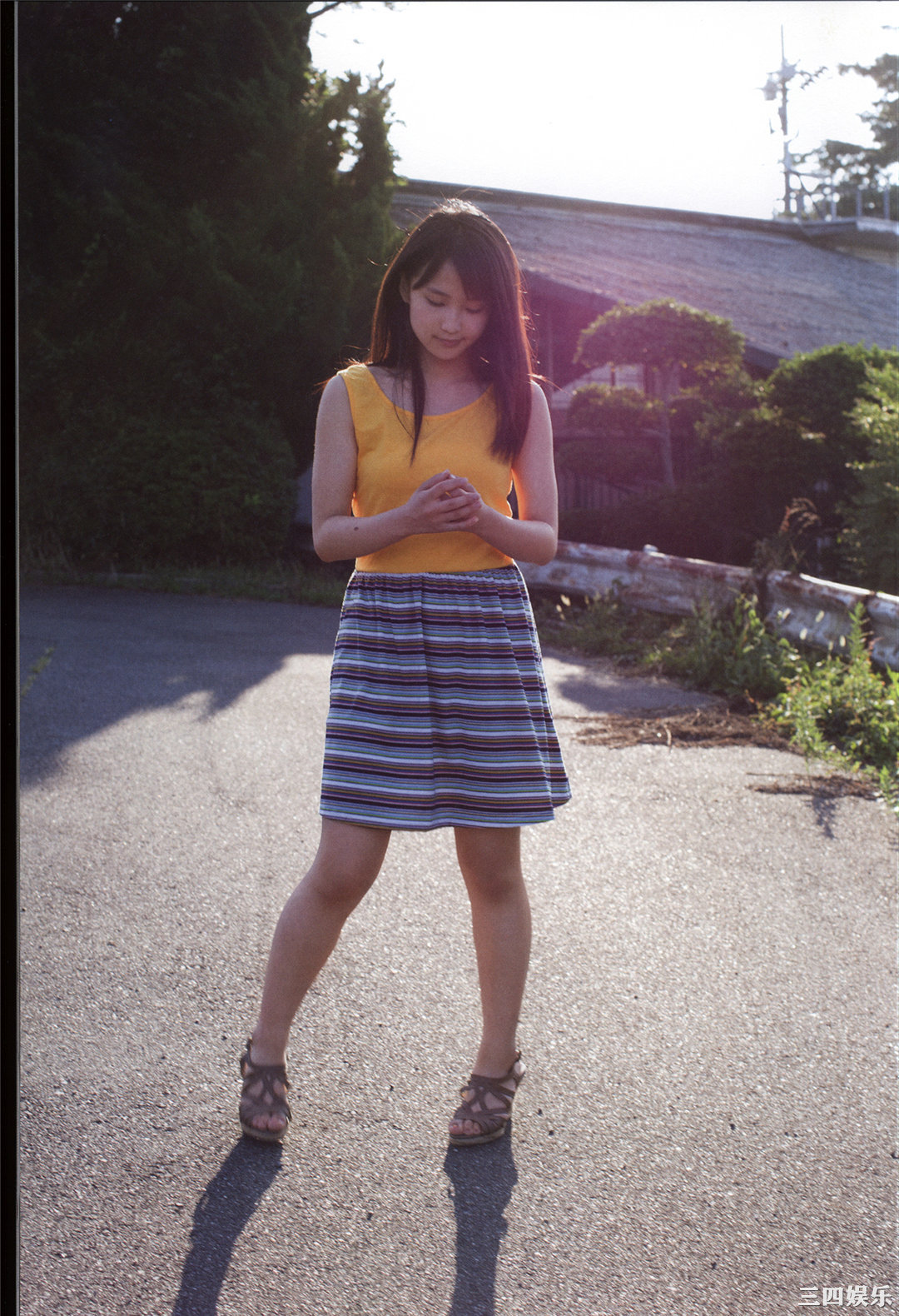 鞘师里保3rd写真集《太陽》高清全本