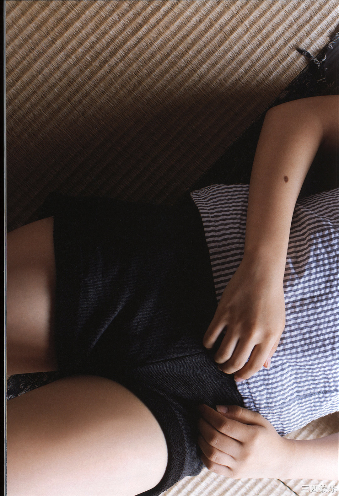 鞘师里保3rd写真集《太陽》高清全本