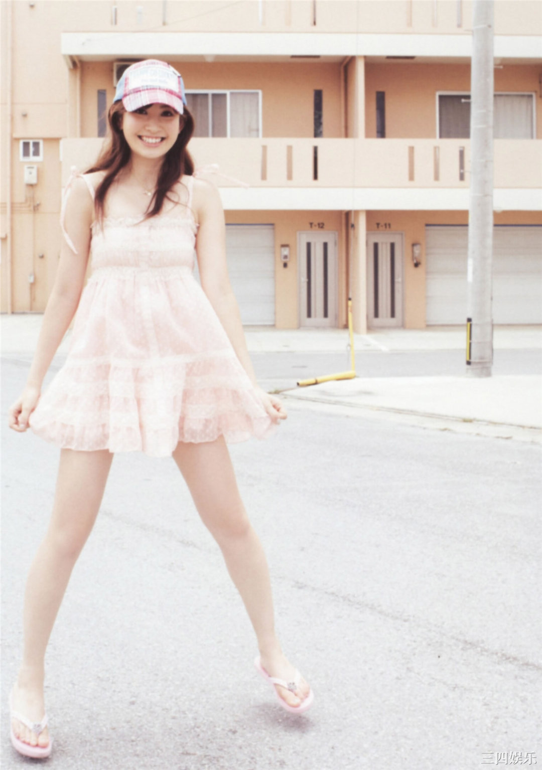 小嶋阳菜写真集《First Photobook》高清全本