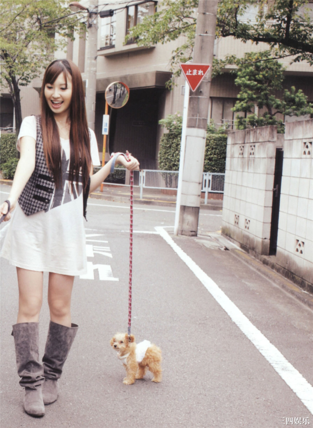 小嶋阳菜写真集《First Photobook》高清全本