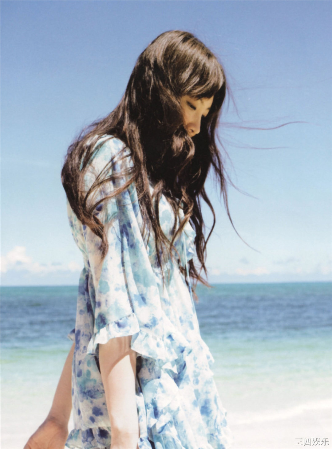 小嶋阳菜写真集《First Photobook》高清全本