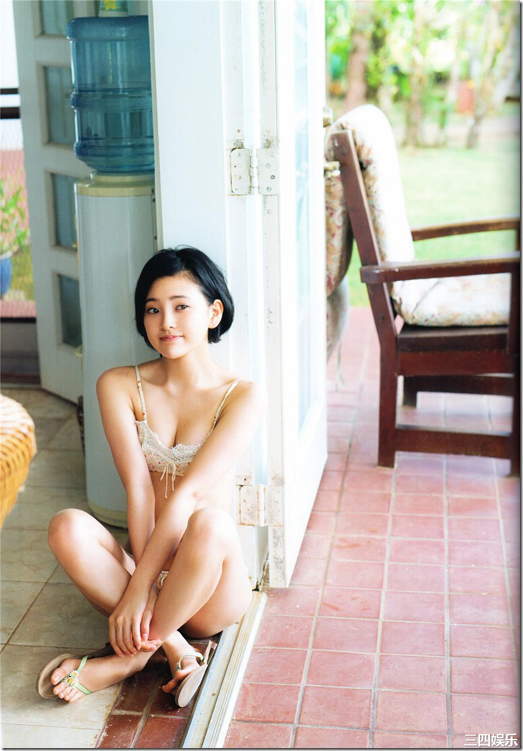 AKB48 Team K | 儿玉遥1st写真集《ロックオン 》高清全本