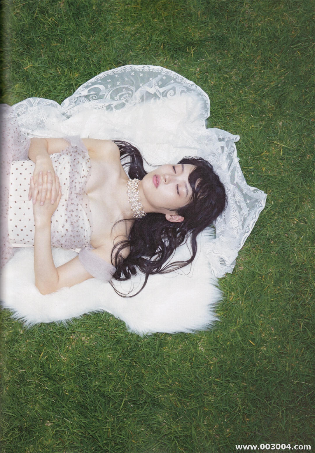 上坂堇写真集《すみれいろ》高清全本