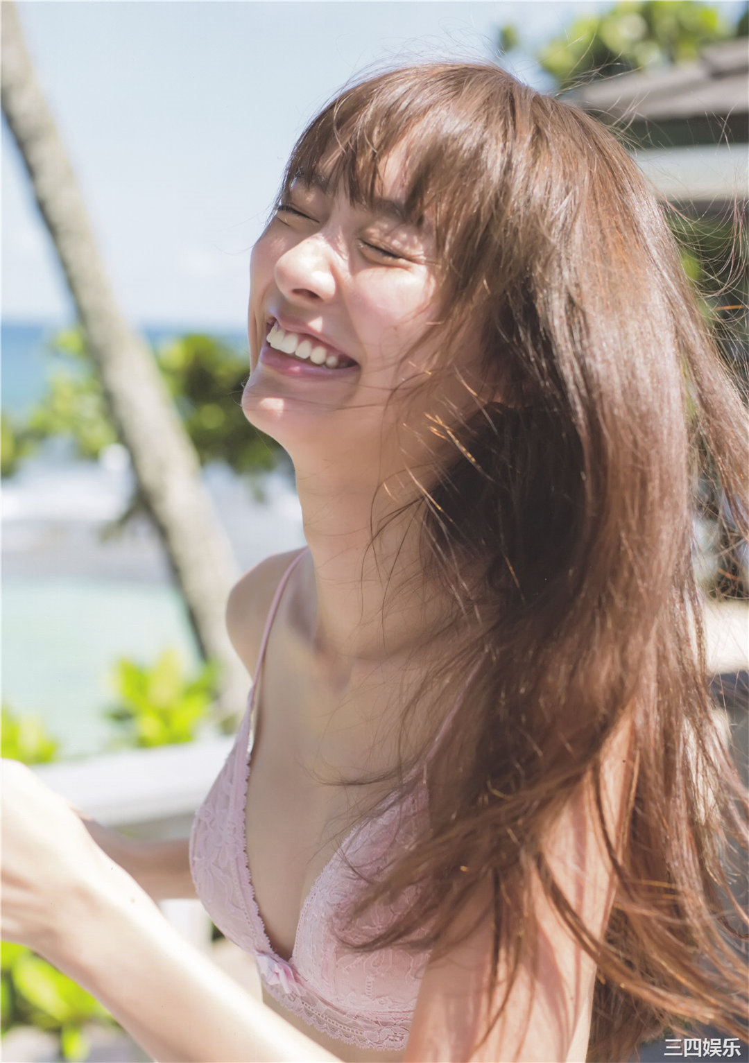 内田理央写真集《だーりおといっしゅうかん》高清全本