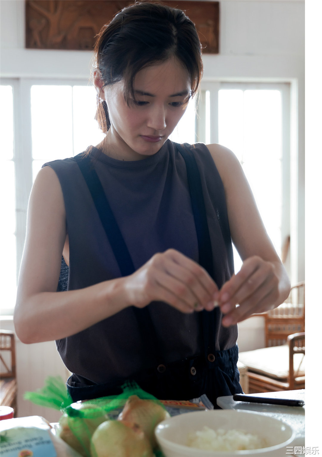 绫濑遥写真集《ハルカノイセカイ 02》高清全本