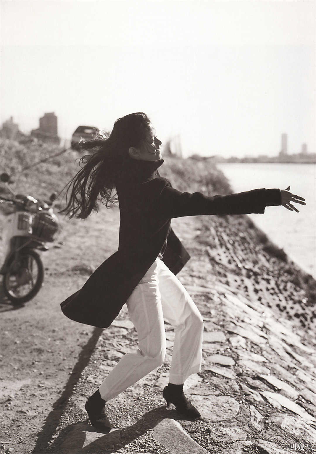 小西真奈美写真集《27》高清全本