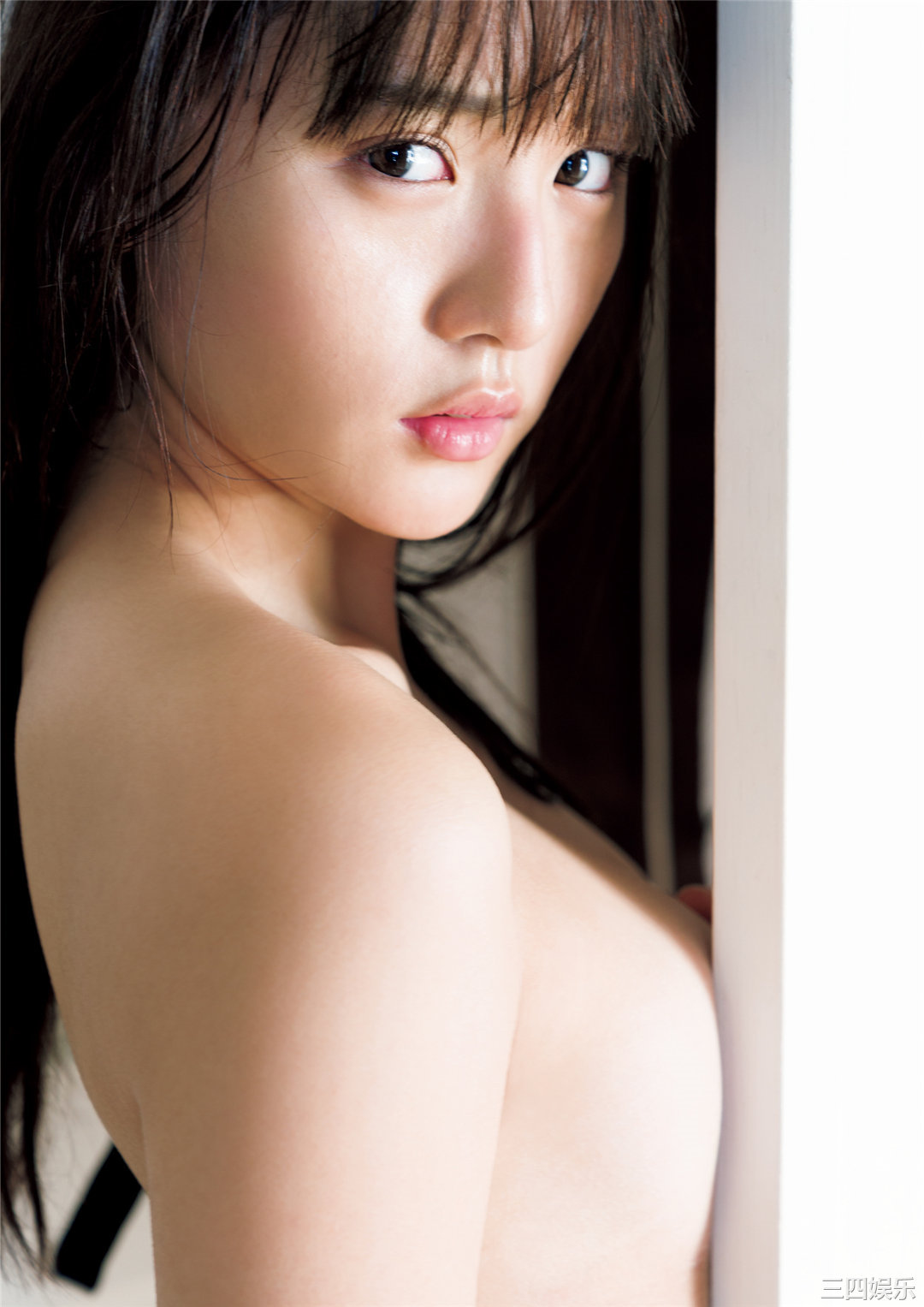 浅川梨奈写真集《NANA》高清全本