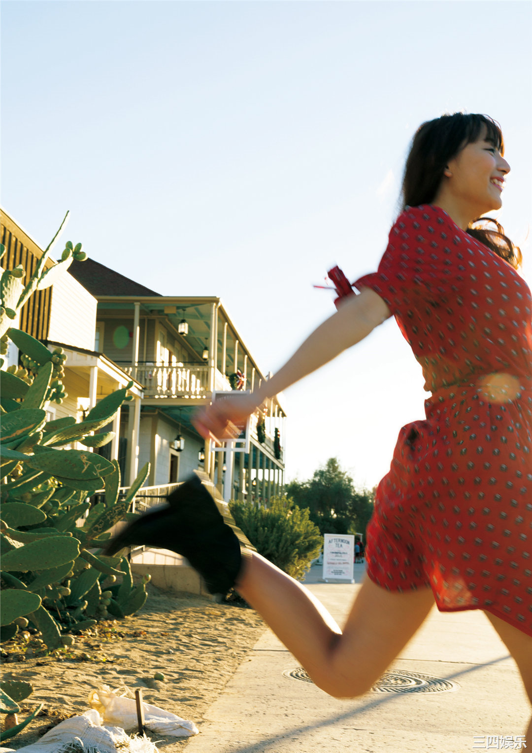 浅川梨奈写真集《NANA》高清全本