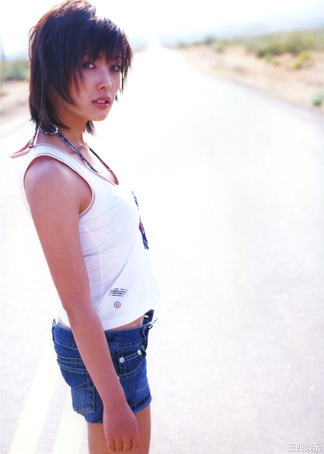 平山绫写真集《はるか》高清全本