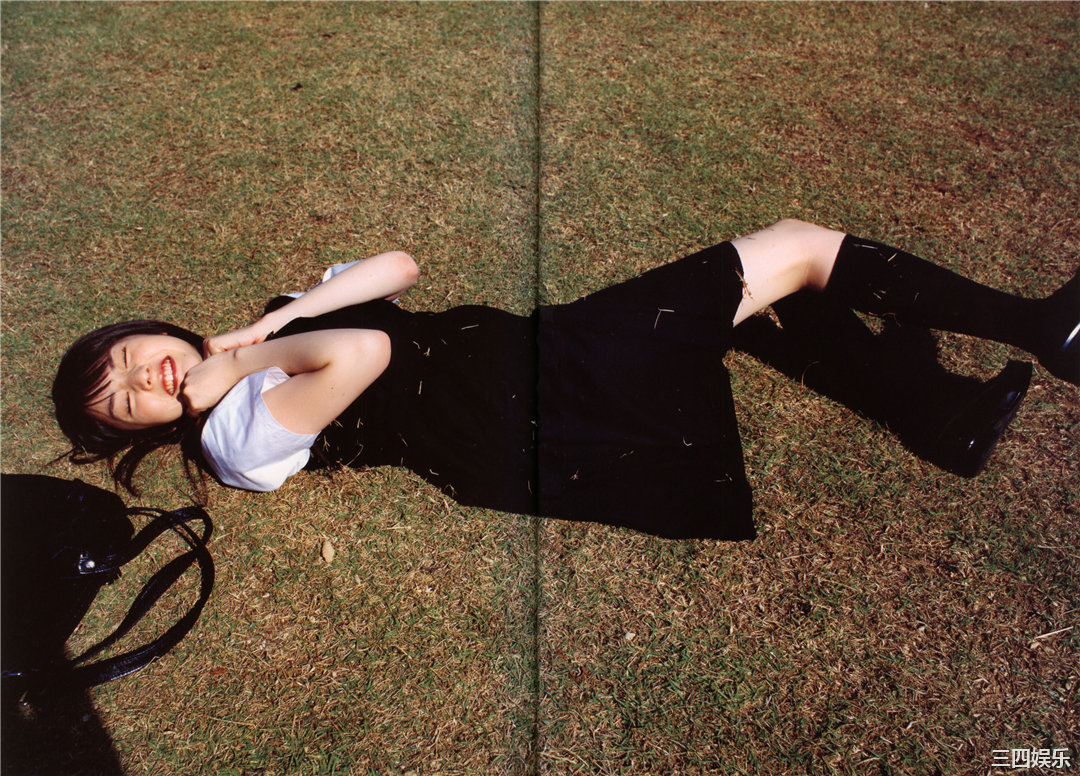 道重沙由美写真集《憧憬》高清全本