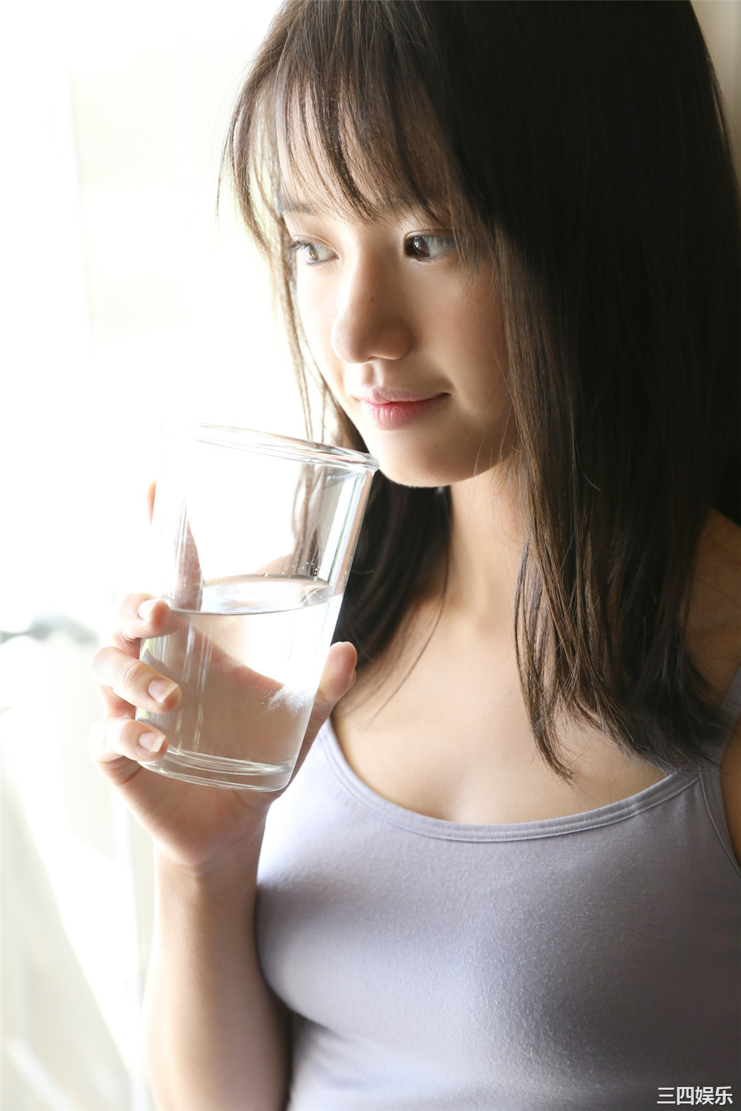 横山玲奈写真集《 Hello! Project Digital Books Vol.187 》高清全本