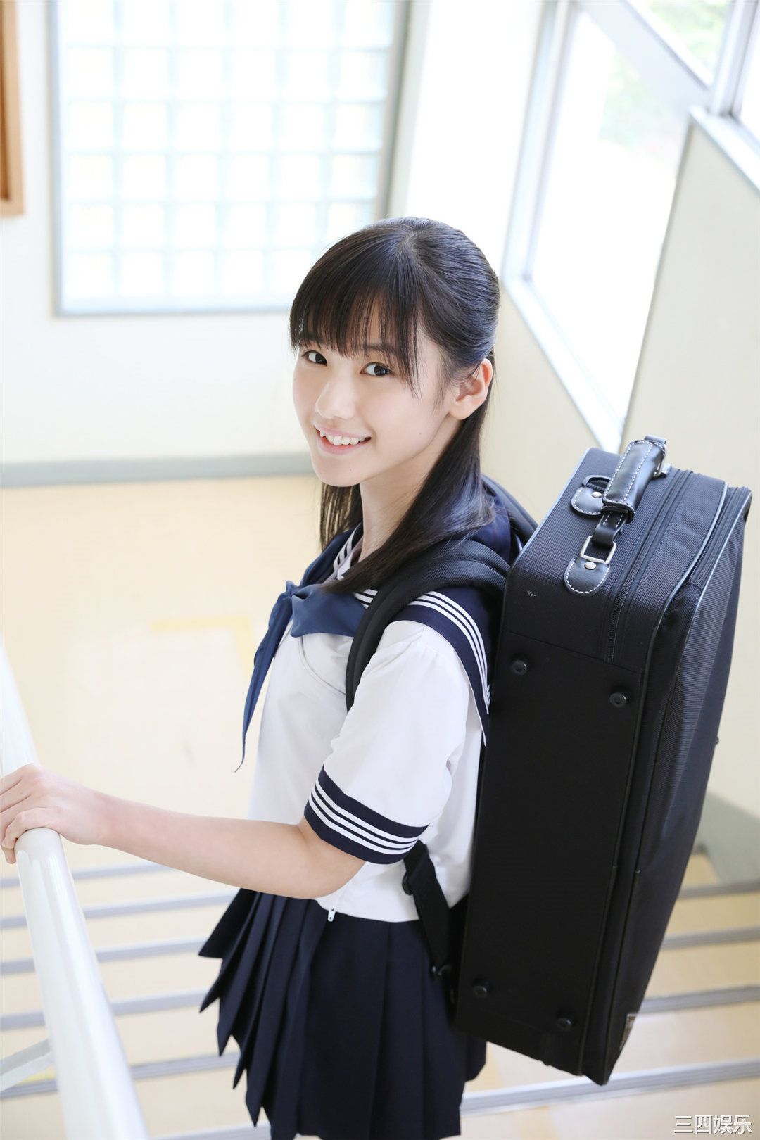 横山玲奈写真集《 Hello! Project Digital Books Vol.187 》高清全本