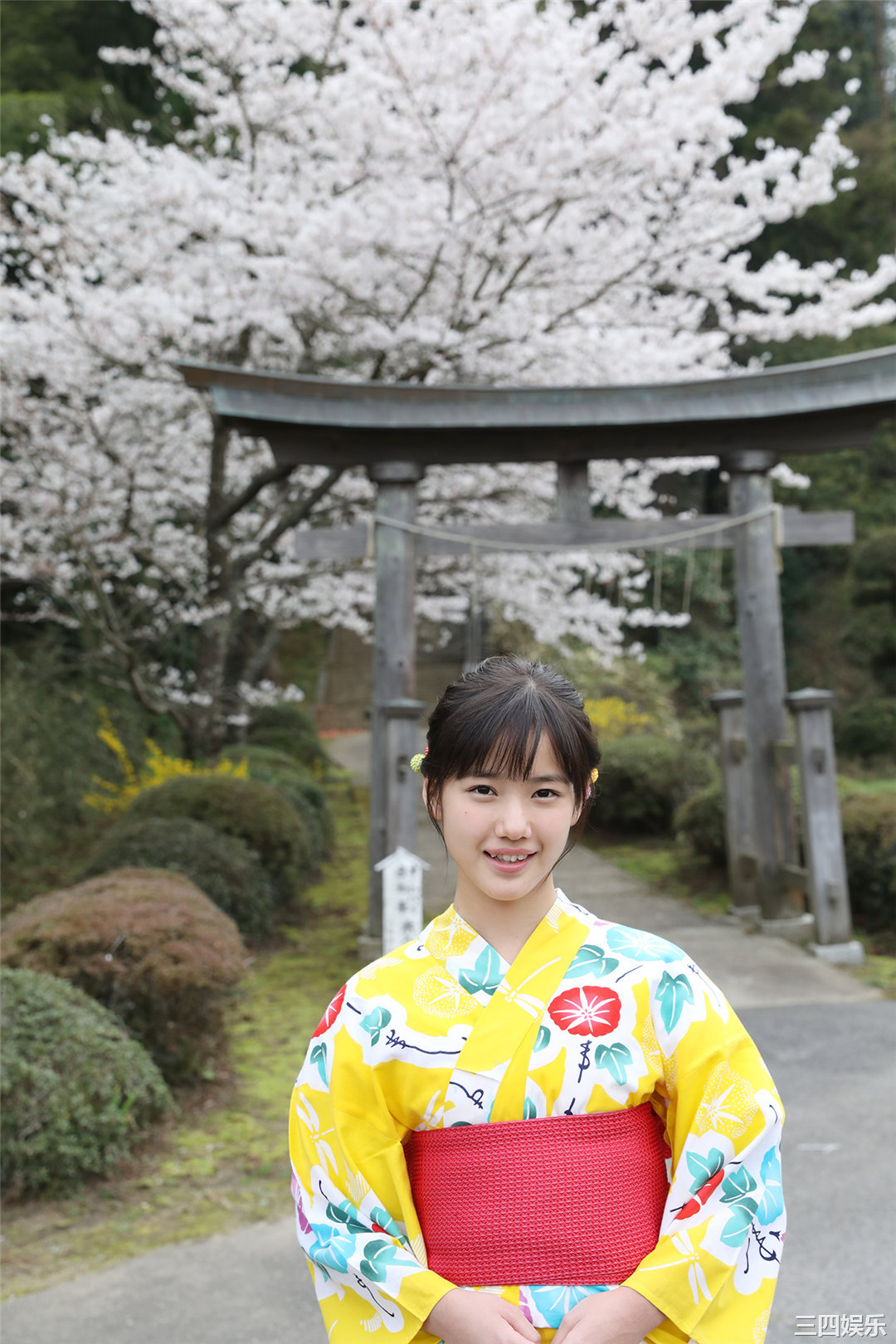 横山玲奈写真集《 Hello! Project Digital Books Vol.187 》高清全本