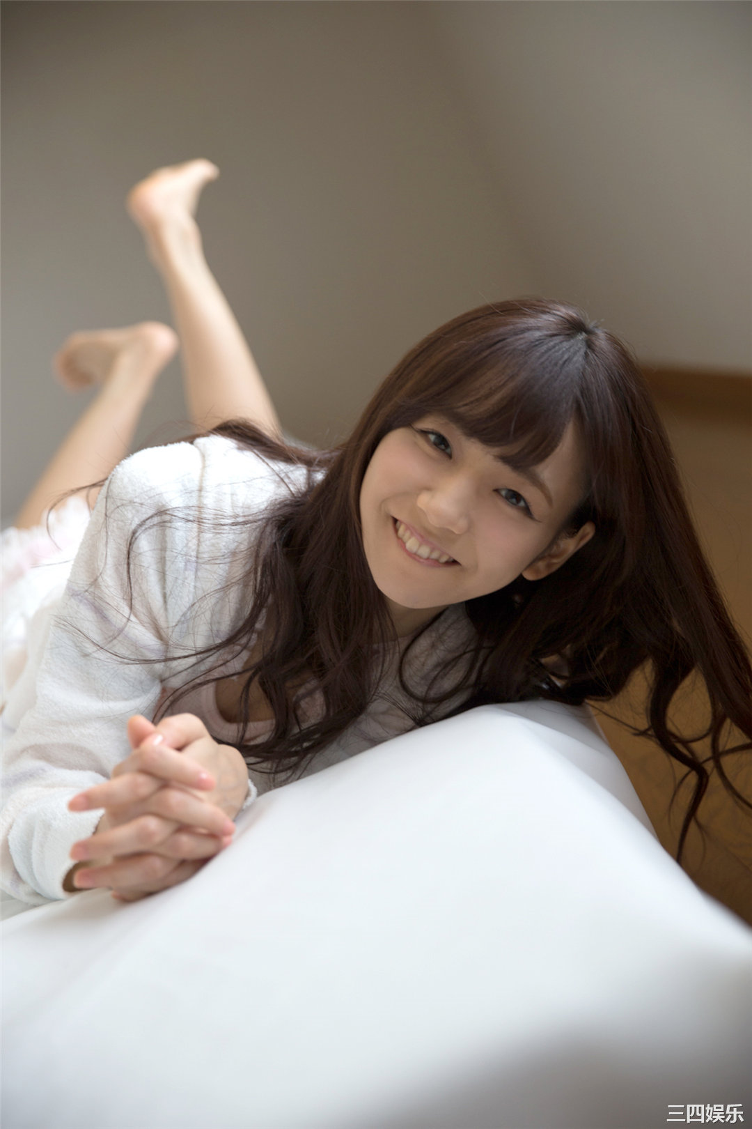 宫崎由加写真集《Hello! Project Digital Books Vol.158 》高清全本