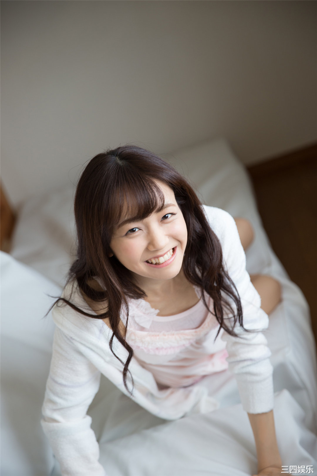 宫崎由加写真集《Hello! Project Digital Books Vol.158 》高清全本