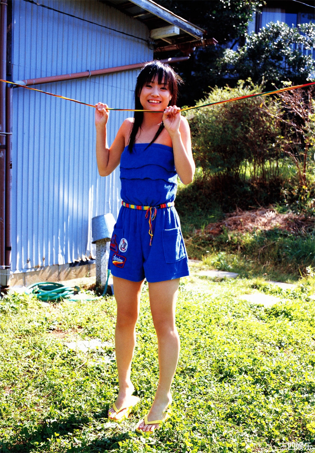 龟井绘里写真集《亀井絵里》高清全本