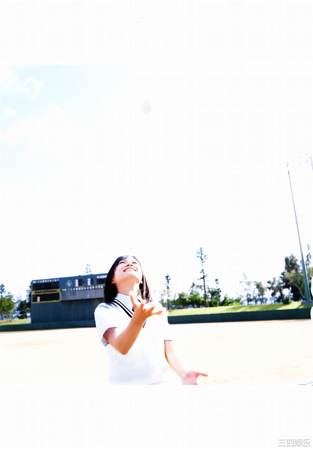 龟井绘里写真集《亀井絵里》高清全本