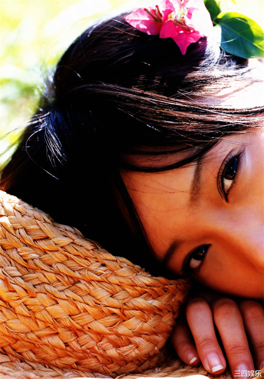 龟井绘里写真集《亀井絵里》高清全本