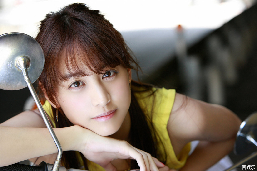 山本美月写真集《[Ys Web] 2015年9月号 Vol.666 》高清全本