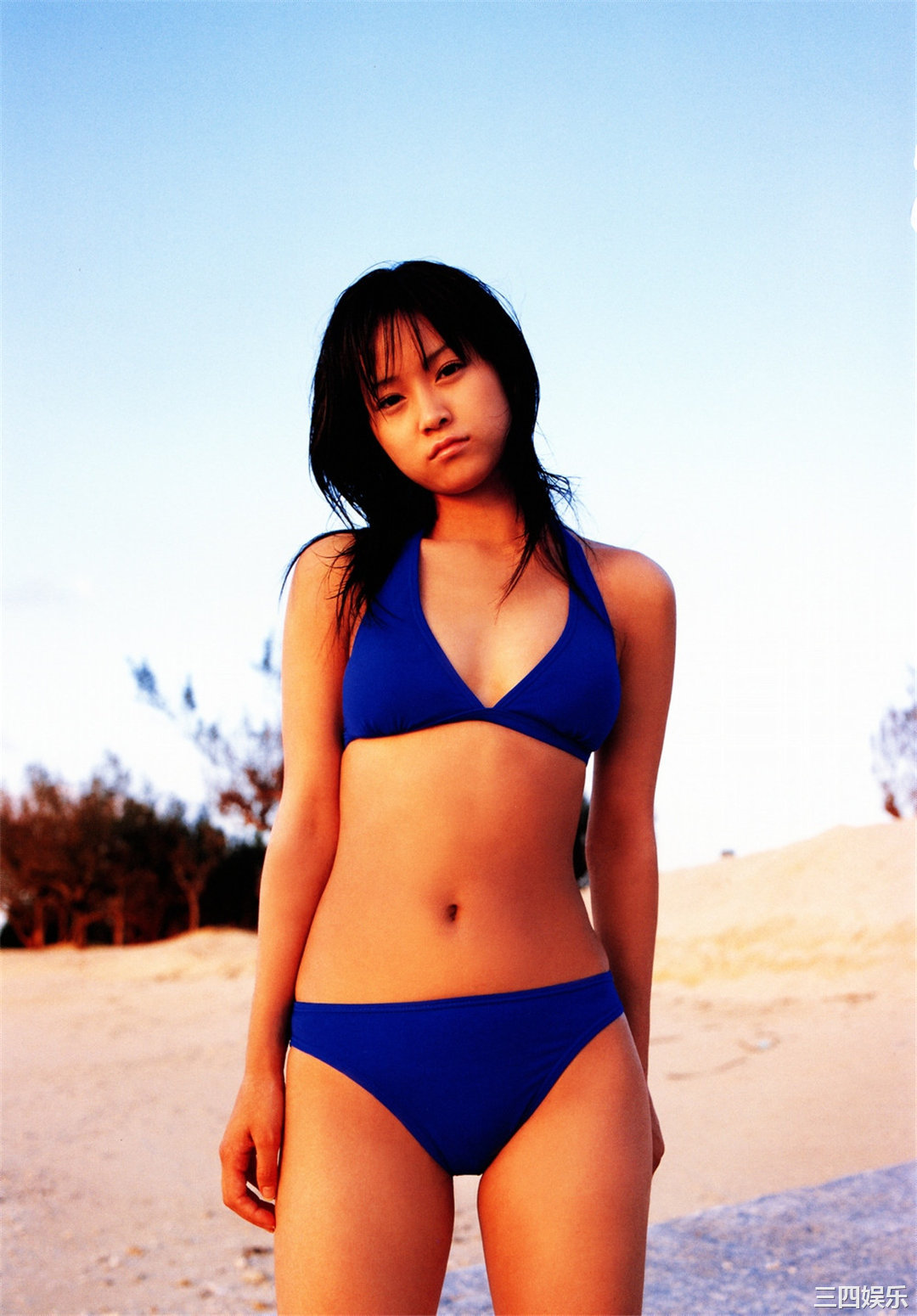 龟井绘里写真集《亀井絵里》高清全本