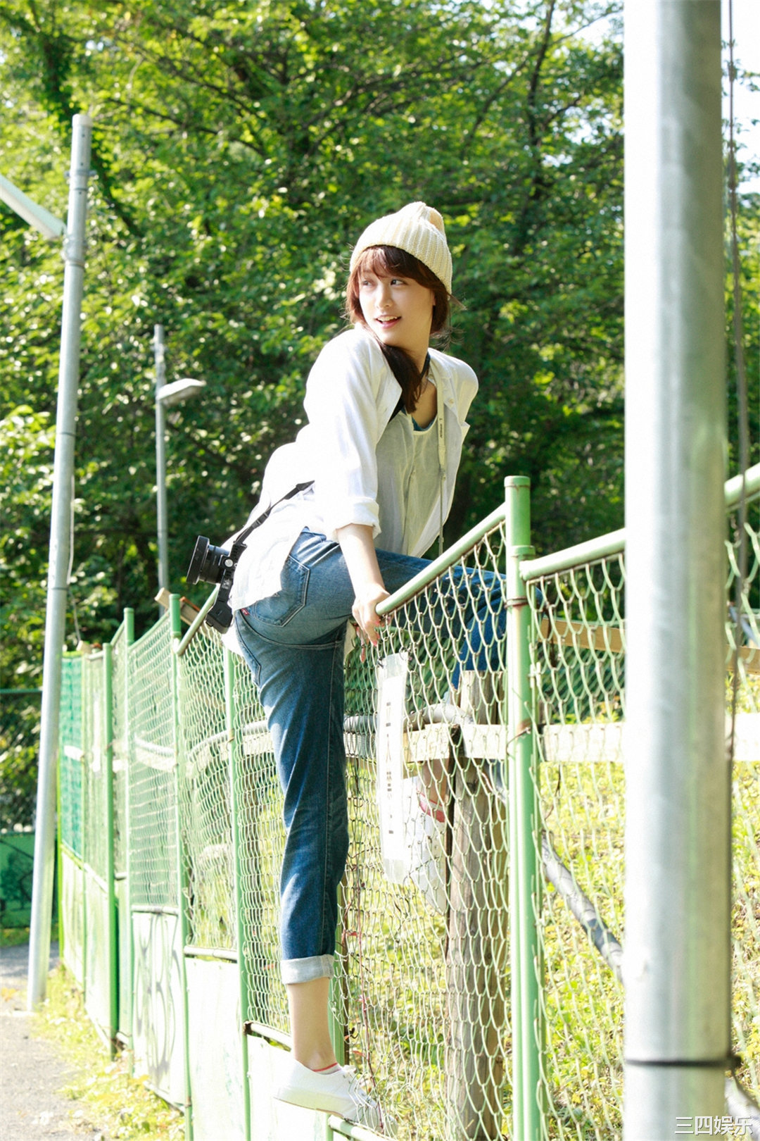 山本美月写真集《[Ys Web] 2015年9月号 Vol.666 》高清全本