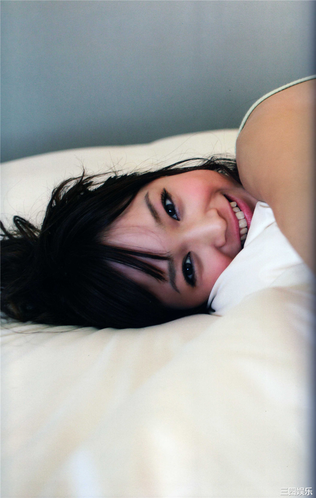 龟井绘里写真集《20はたち》高清全本