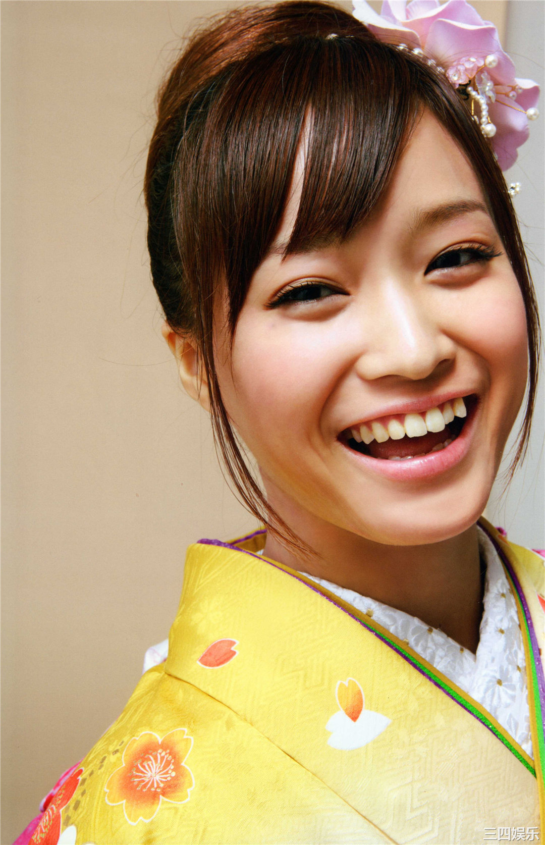 龟井绘里写真集《20はたち》高清全本