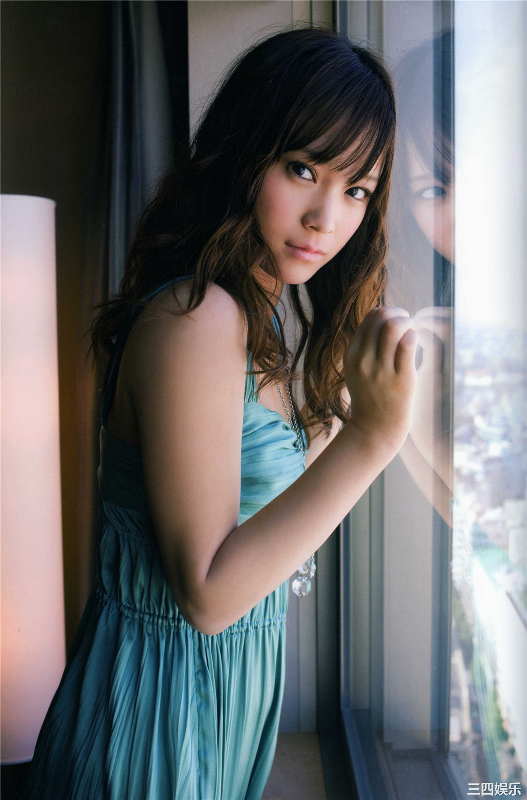 龟井绘里写真集《20はたち》高清全本