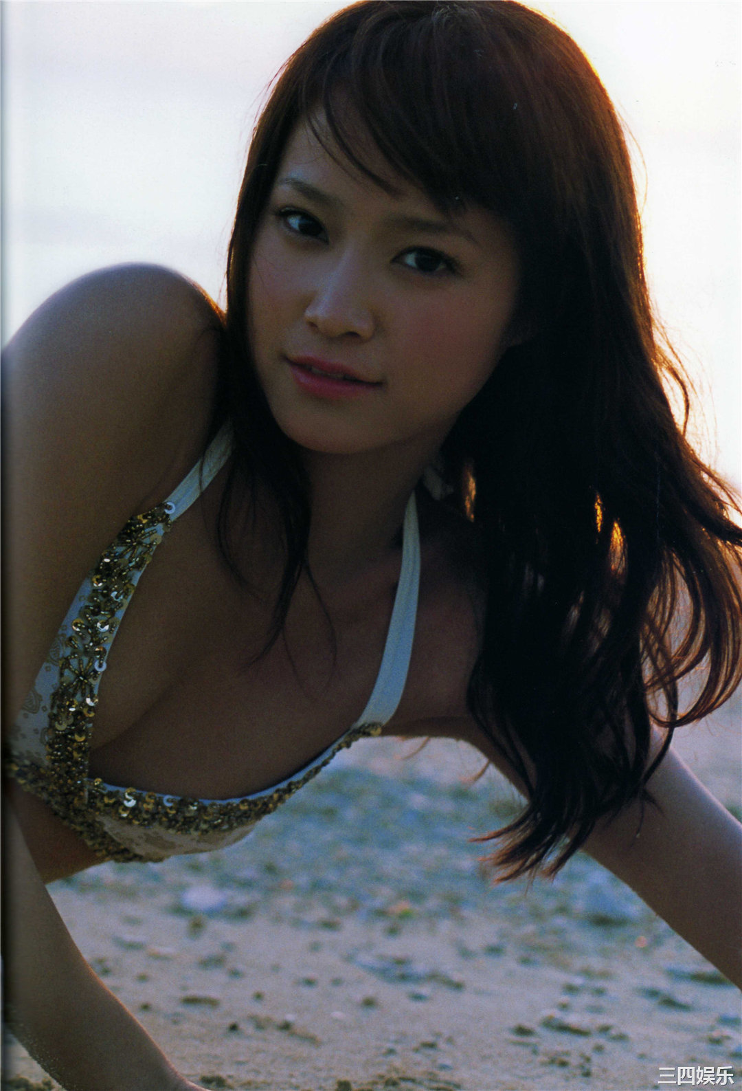 龟井绘里写真集《20はたち》高清全本