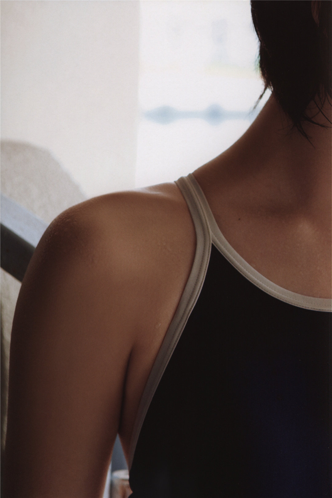 宫本佳林1ST写真集《佳林》高清全本